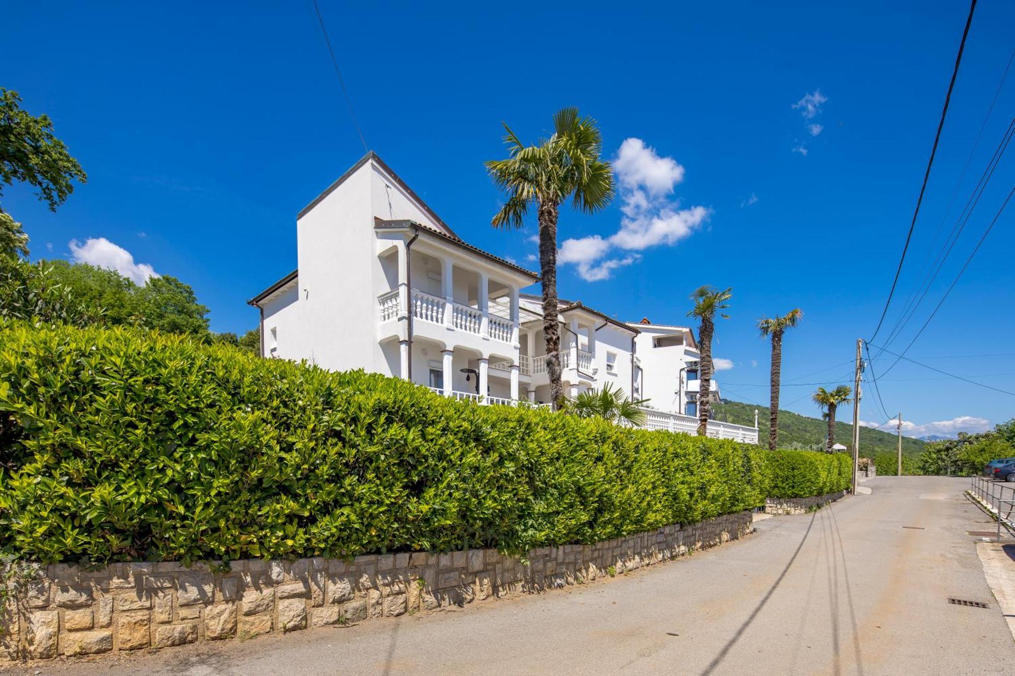 Villa Garden Apartment With Pool Opatija Exterior foto
